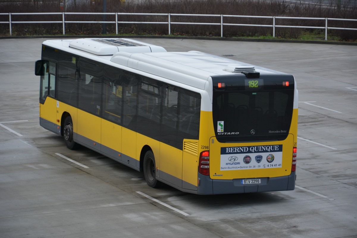 Berechtigte Pause oder Wendezeit am 17.01.2015 für den Busfahrer von B-V 2298 (Mercedes Benz Citaro Low Entry) am S-Bahnhof Berlin Marzahn.
