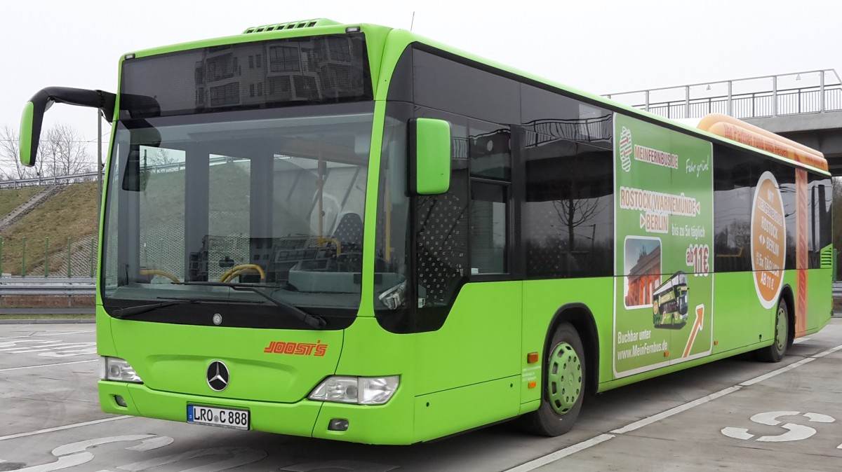 Bereits im März 2015 konnte ich diesen Mercedes-Benz Citaro Linienbus in Warnemünde fotogarfieren