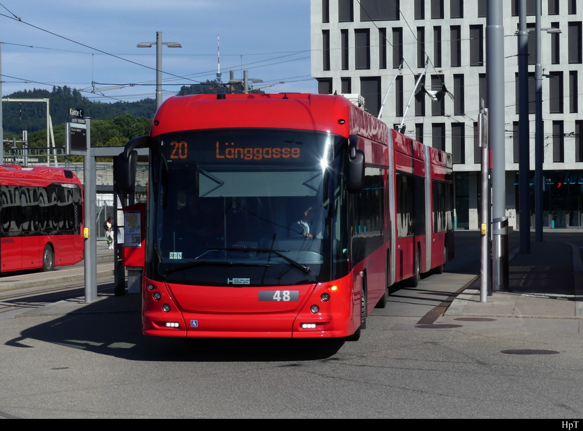 Bern Mobil - Hess Trolleybus Nr.48 unterwegs in Bern am 18.09.2022