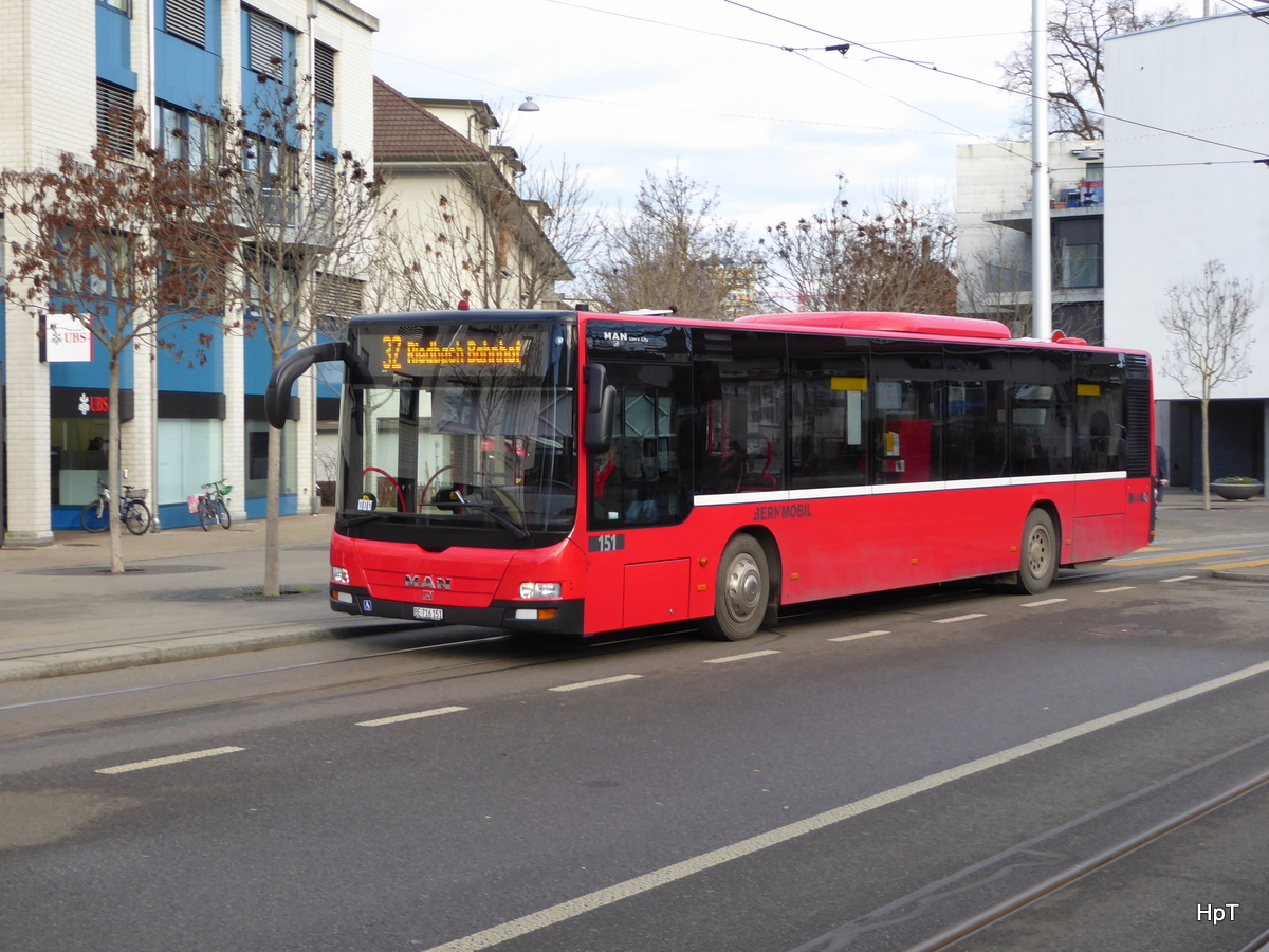 Bern mobil - MAN Lion`s City  Nr.151  BE  716151 unterwegs auf der Linie 32 in Bümpliz am 24.12.2015