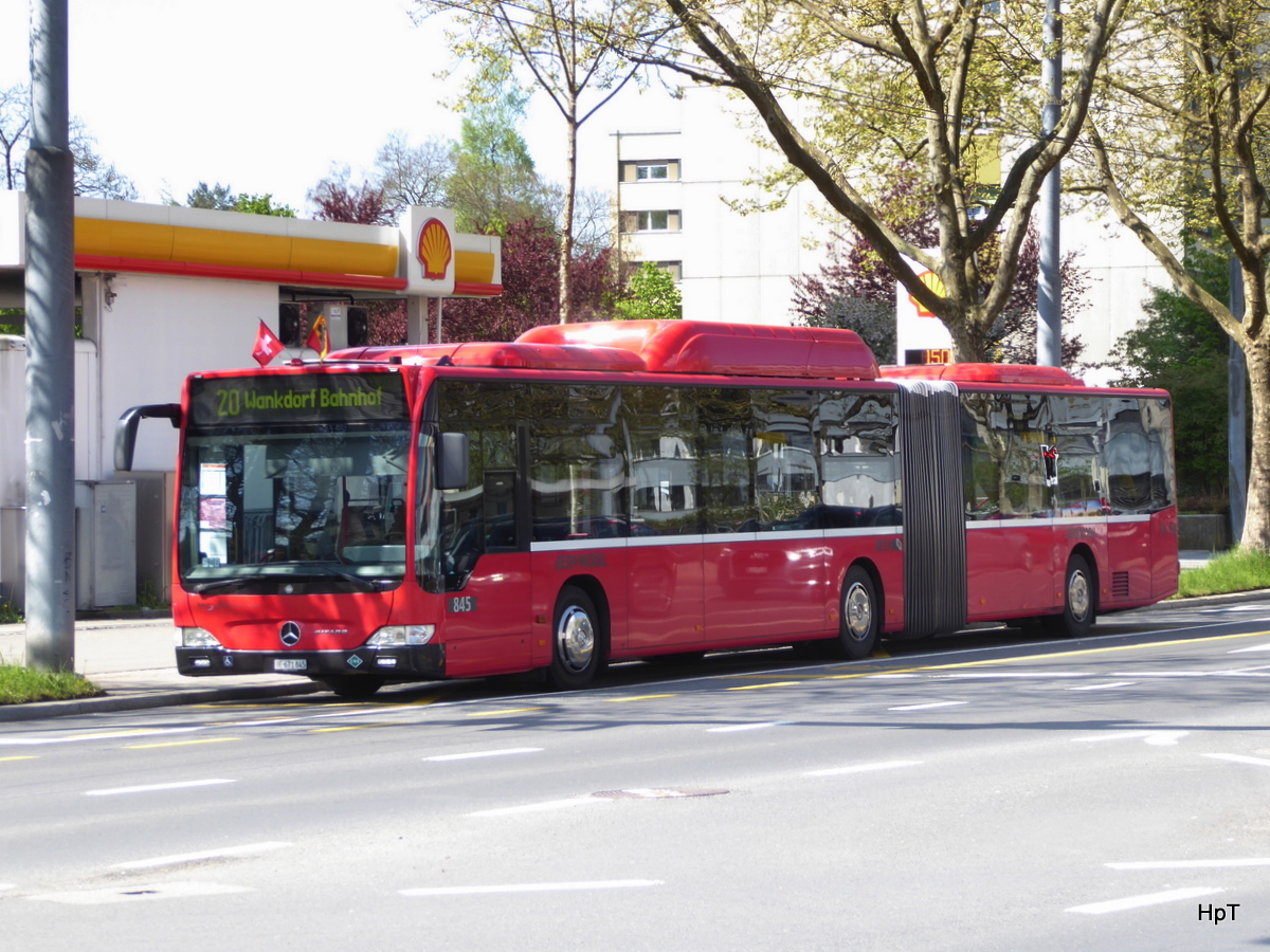 Bern mobil - Mercedes Citaro  Nr.845 unterwegs auf der Linie 20 in Bern am 29.04.2017