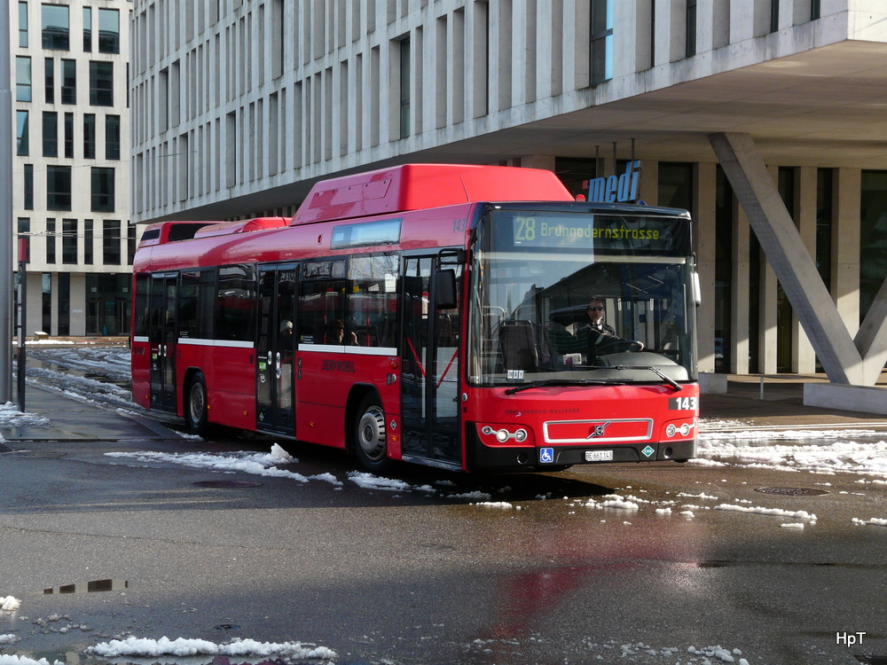 Bern Mobil - Volvo 7700  Nr.143  BE  661143 bei der Haltestelle Bern Wankdorf am 30.11.2013