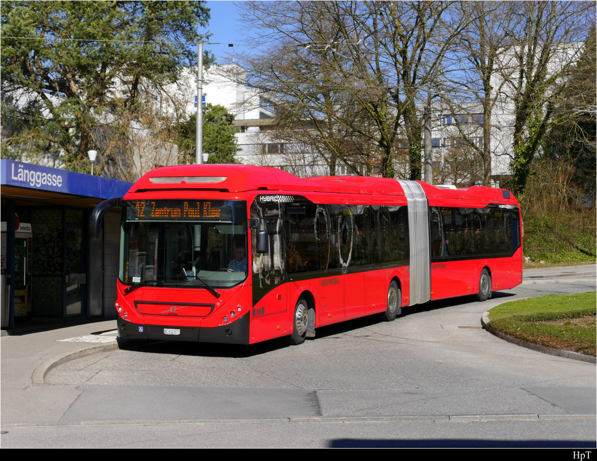 Bern Mobil - Volvo Nr.877  BE  832877 unterwegs auf der Linie 12 in der Stadt Bern am 16.03.2019