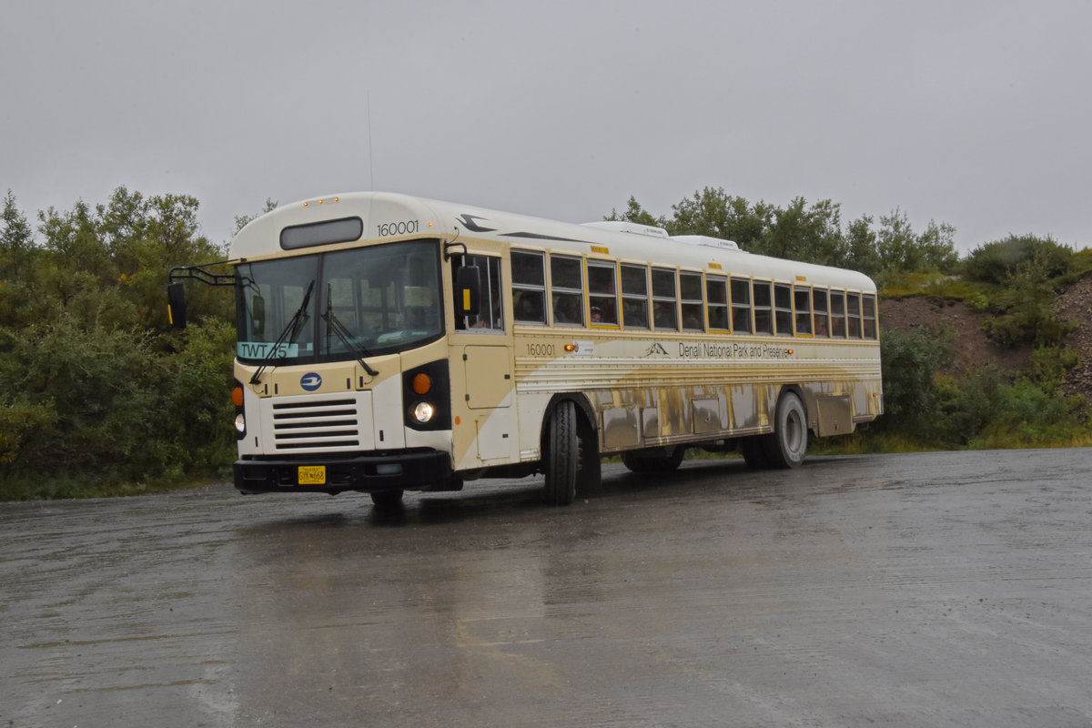 Blue Bird Autobus 160 001 unterwegs im Denali Nationalpark. Die Aufnahme stammt vom 15.08.2019.