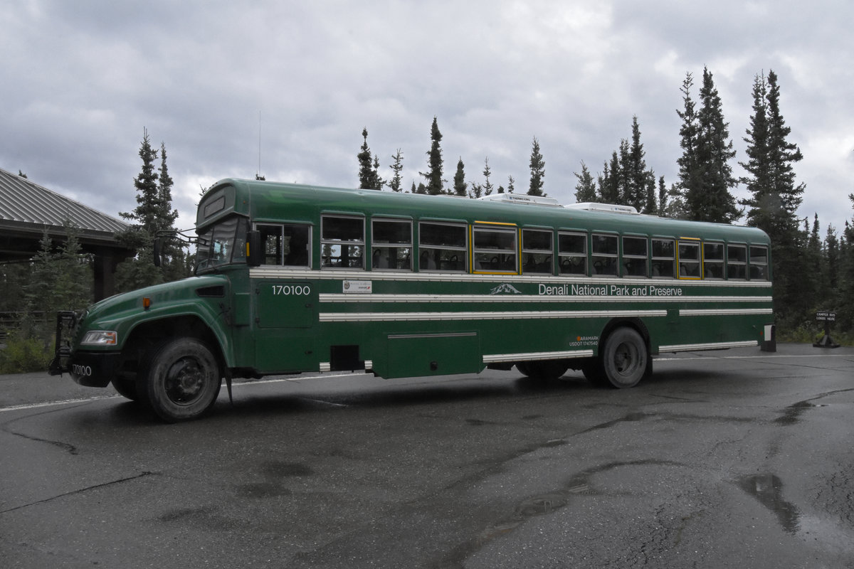 Blue Bird Autobus 170 100 unterwegs im Denali Nationalpark. Die Aufnahme stammt vom 15.08.2019.