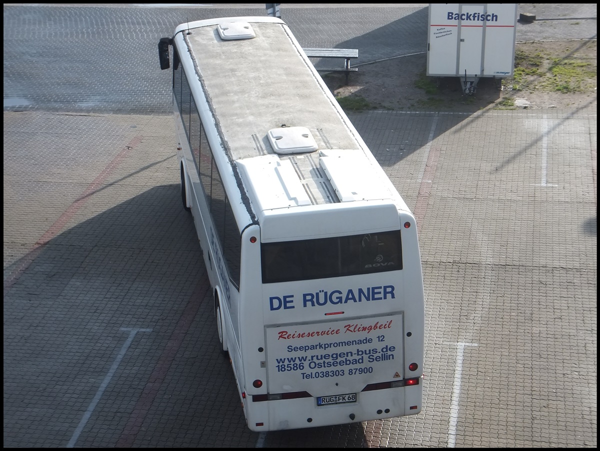 Bova Futura von De Rganer aus Deutschland im Stadthafen Sassnitz am 20.10.2013