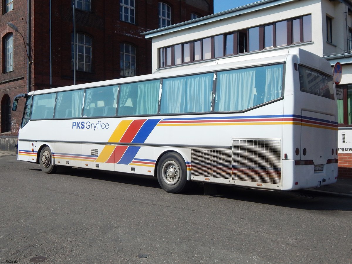 Bova Futura von PKS Gryfice aus Polen in Stettin am 18.04.2018