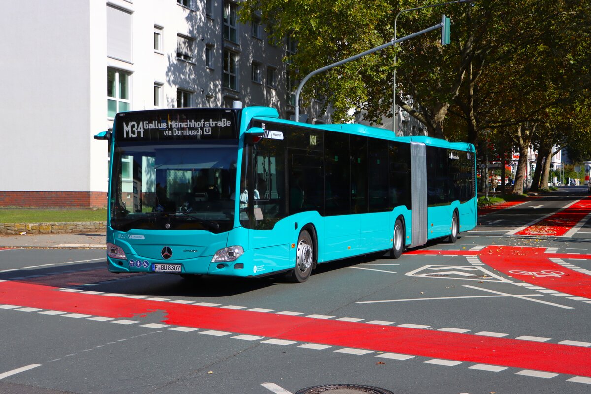 Brandneuer ICB Mercedes Benz Citaro 2 G Wagen 307 am 03.10.26 in Frankfurt am Main auf der Linie M34