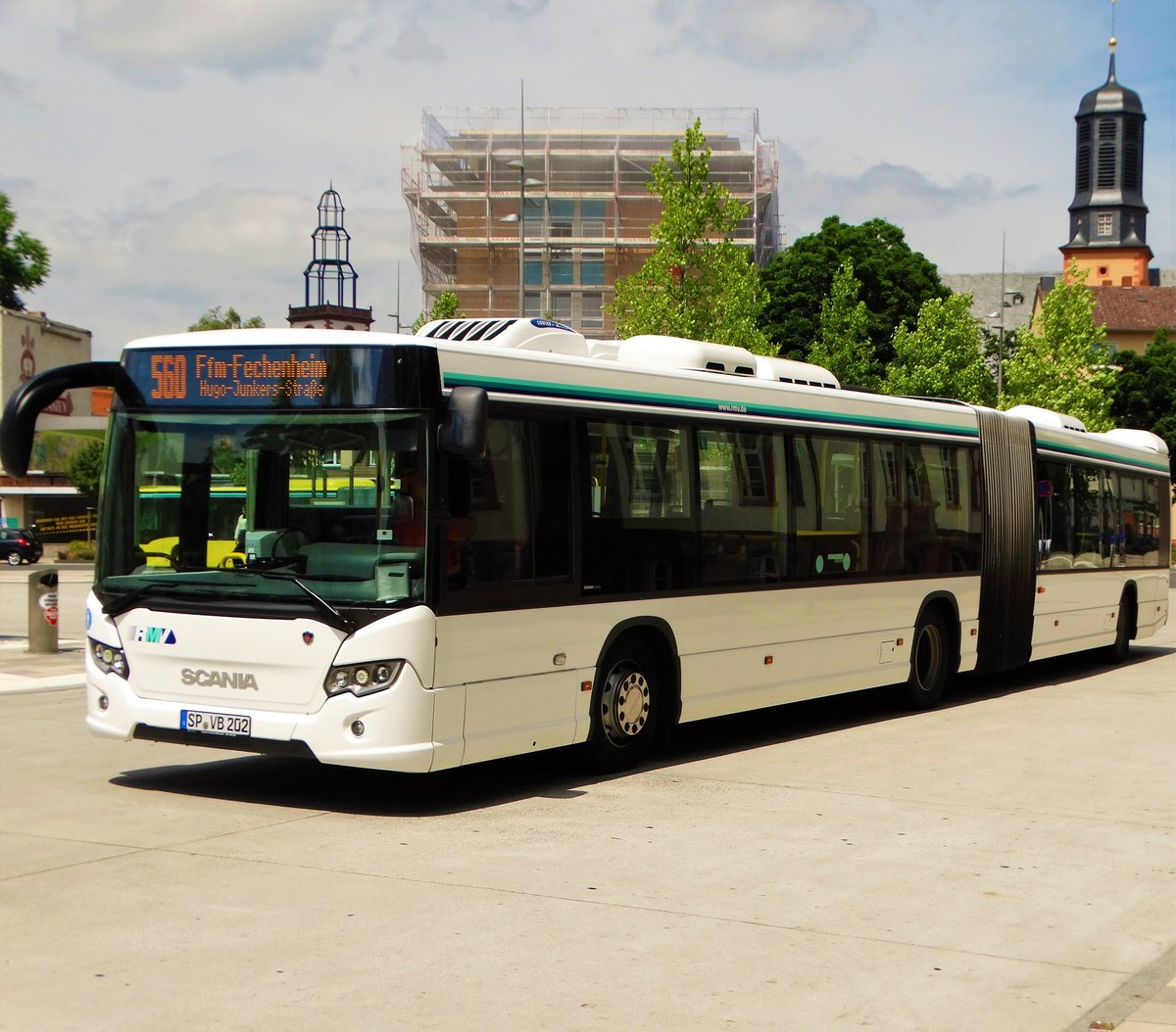 BRH ViaBus Scania Citywide am 23.06.17 in Hanau Freiheitsplatz
