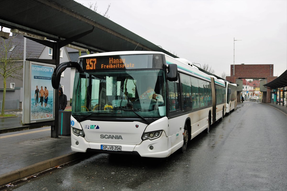 BRH ViaBus Scania Citywide am 06.01.18 auf der neuen RMV Schnellbuslinie X57 in Frankfurt Enkheim