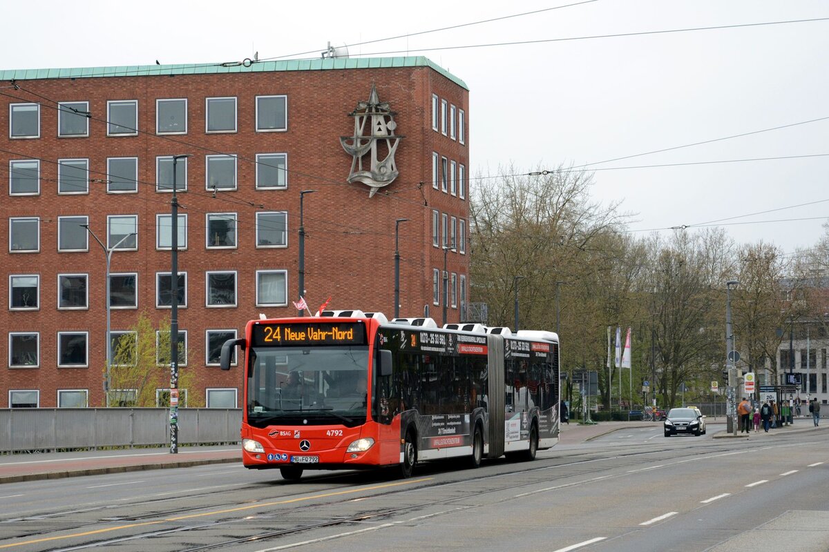 BSAG KOM 4792
HB-BQ 792
Linie 24, Neue Vahr-Nord
Bremen, Wilhelm-Kaisen-Brücke
13.04.2026
