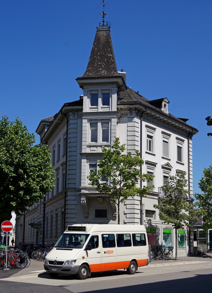 BSU: MERCEDES-Kleinbus in Solothurn-HB am 4. Juni 2015.
Foto: Walter Ruetsch