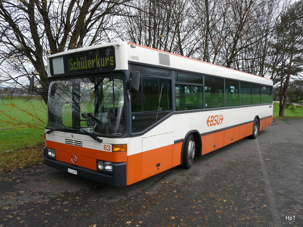 BSU - Mercedes Nr.63  SO  21979 abgestellt auf einem Parkplatz in Selzach am 24.11.2013