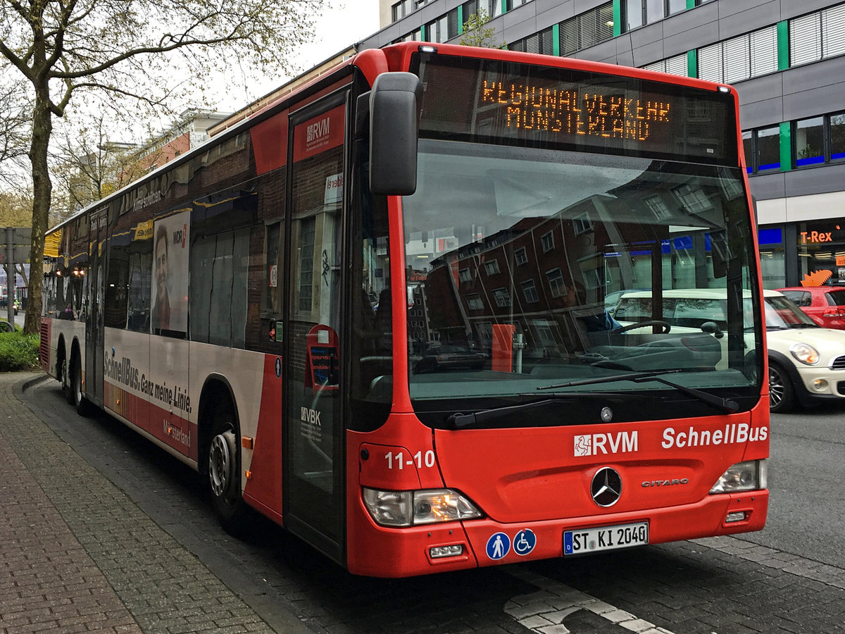 Bus 11-10 des Verkehrsbetrieb Kipp GmbH, einem Tochterunternehmen des RVM, am 29.04.2016 in der Haltebucht einer Betriebshaltestelle nahe dem Hauptbahnhof Münster.