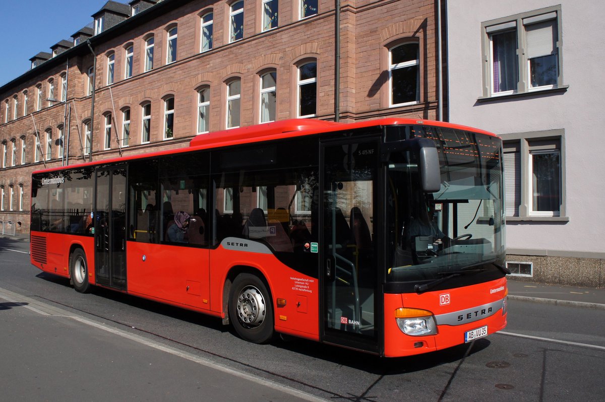 Bus Aschaffenburg / Verkehrsgemeinschaft am Bayerischen Untermain (VAB): Setra S 415 NF der Verkehrsgesellschaft mbH Untermain (VU) / Untermainbus, aufgenommen im September 2016 in der Nähe vom Hauptbahnhof in Aschaffenburg.