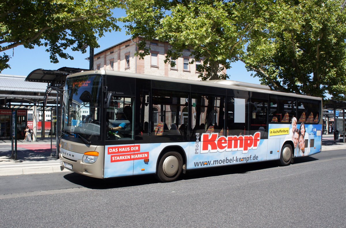 Bus Aschaffenburg / Verkehrsgemeinschaft am Bayerischen Untermain (VAB): Setra S 415 LE business der Verkehrsgesellschaft Vorspessart mbH, aufgenommen Anfang Juli 2018 am Hauptbahnhof in Aschaffenburg.