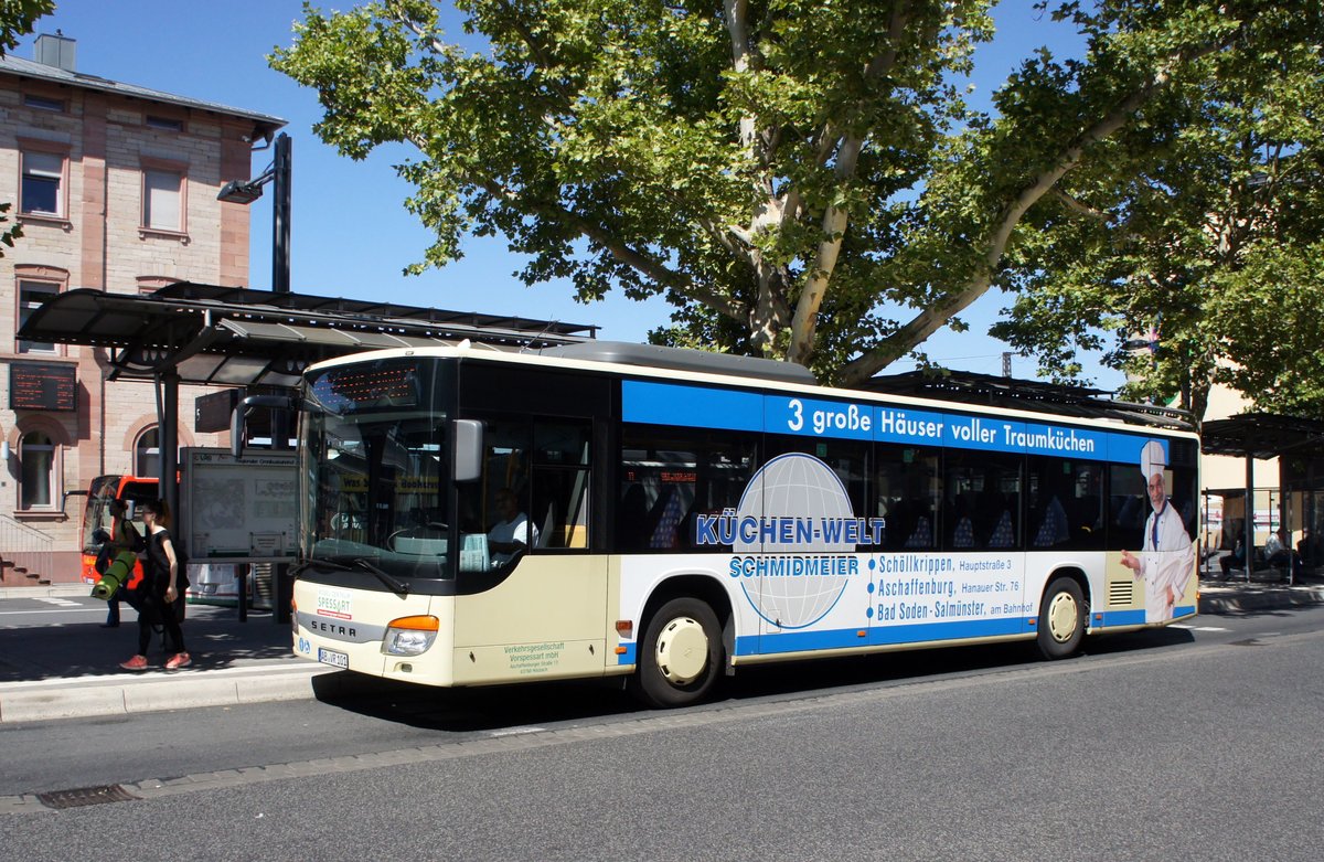 Bus Aschaffenburg / Verkehrsgemeinschaft am Bayerischen Untermain (VAB): Setra S 415 NF der Verkehrsgesellschaft Vorspessart mbH, aufgenommen Anfang Juli 2018 am Hauptbahnhof in Aschaffenburg.