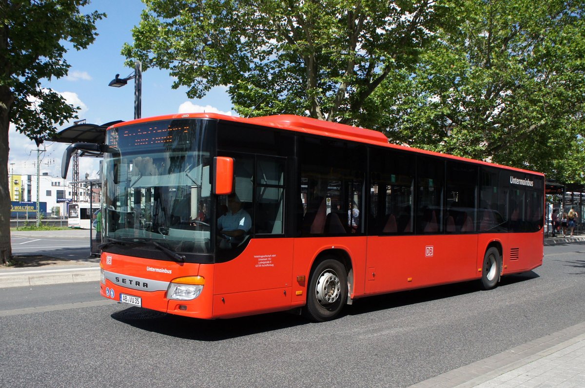 Bus Aschaffenburg / Verkehrsgemeinschaft am Bayerischen Untermain (VAB): Setra S 415 NF der Verkehrsgesellschaft mbH Untermain (VU) / Untermainbus, aufgenommen im Juni 2019 am Hauptbahnhof in Aschaffenburg.