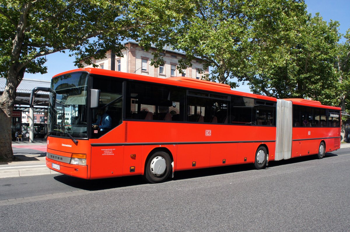 Bus Aschaffenburg / Verkehrsgemeinschaft am Bayerischen Untermain (VAB): Setra SG 321 UL (AB-VU 90) der Verkehrsgesellschaft mbH Untermain (VU) / Untermainbus, aufgenommen im Juli 2019 am Hauptbahnhof in Aschaffenburg.