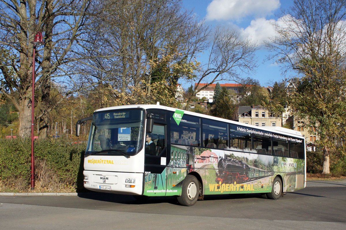 Bus Aue / Bus Erzgebirge: MAN ÜL der RVE (Regionalverkehr Erzgebirge GmbH), aufgenommen im Oktober 2017 am Bahnhof von Aue (Sachsen).