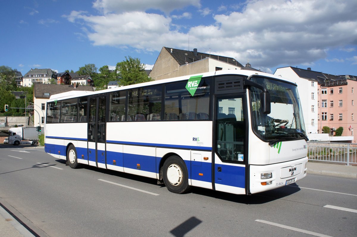 Bus Aue / Bus Erzgebirge: MAN ÜL der RVE (Regionalverkehr Erzgebirge GmbH), aufgenommen im April 2018 im Stadtgebiet von Aue (Sachsen).