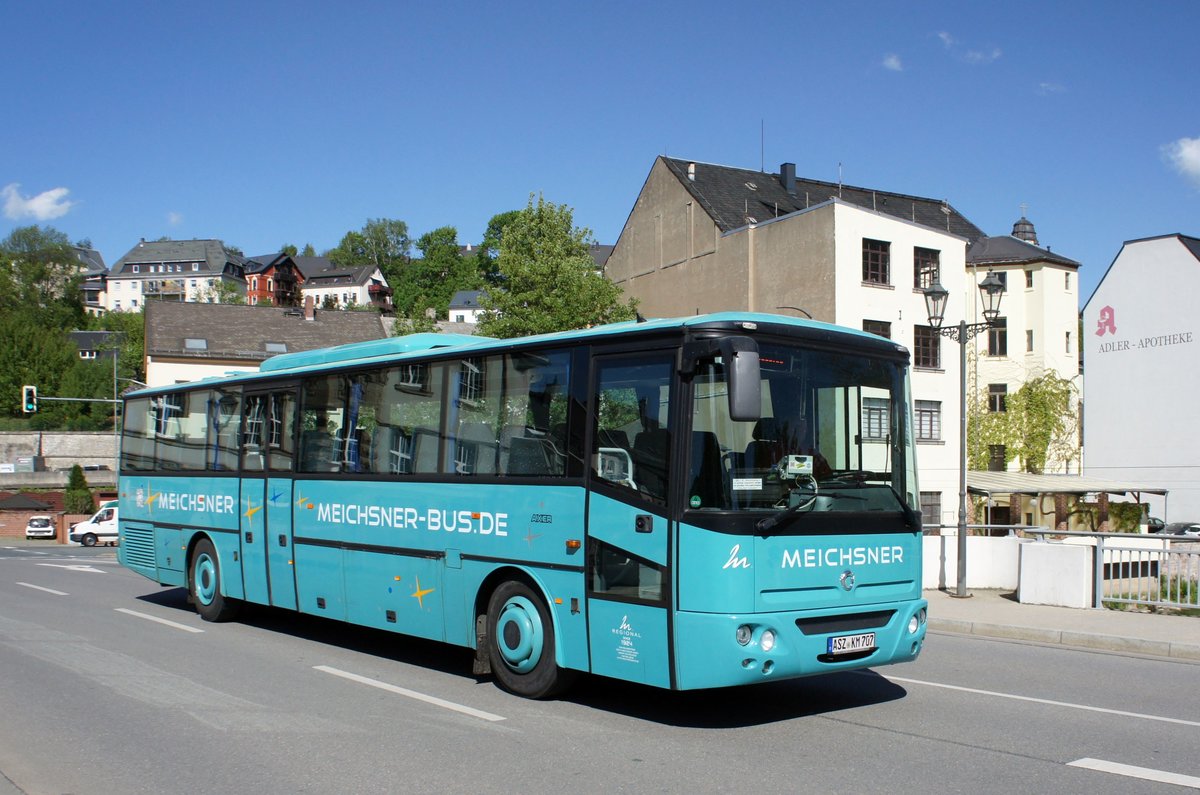 Bus Aue / Bus Erzgebirge: Irisbus Axer vom Omnibusbetrieb E. Meichsner GmbH, aufgenommen im April 2018 im Stadtgebiet von Aue (Sachsen).