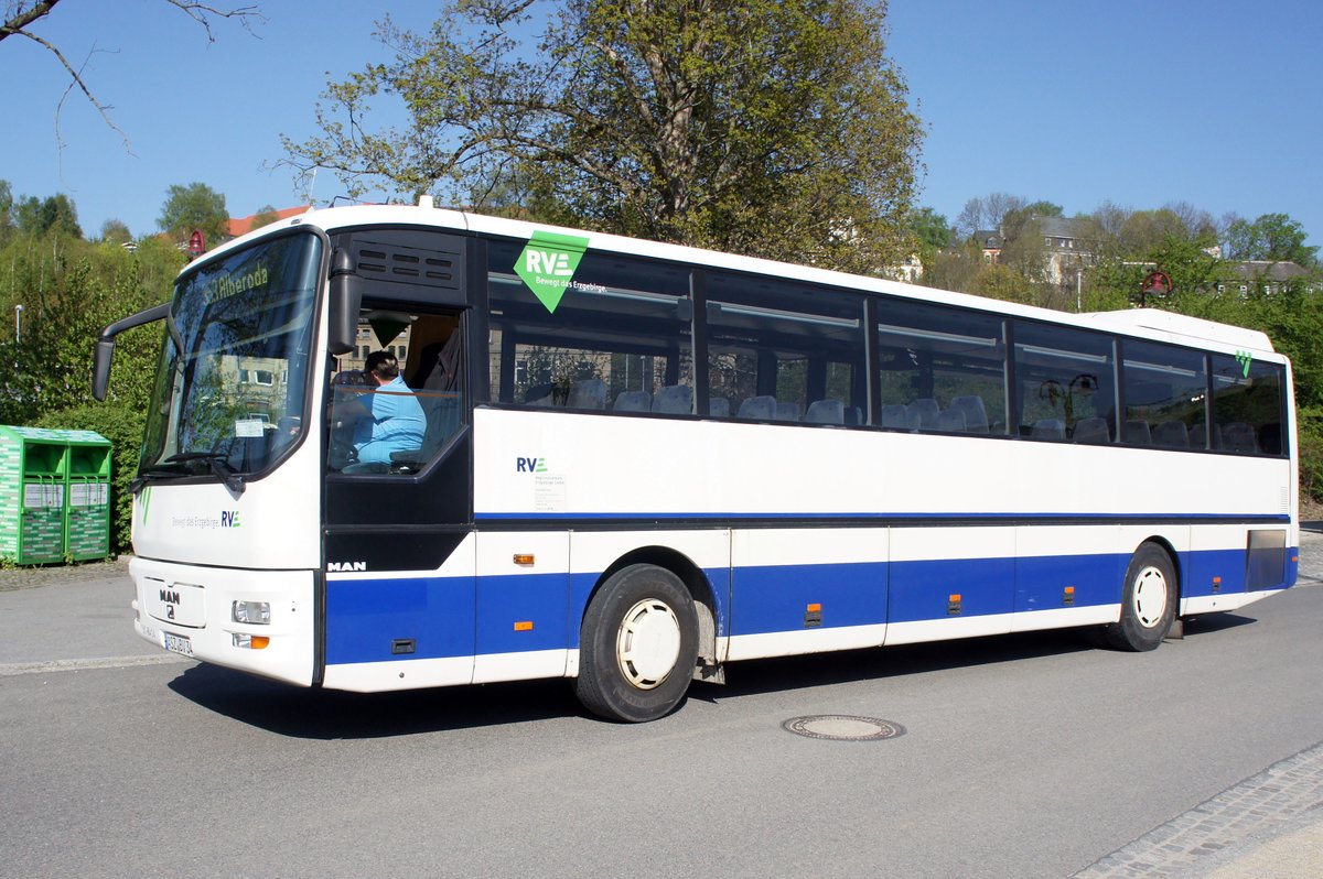 Bus Aue / Bus Erzgebirge: MAN ÜL (ASZ-BV 34) der RVE (Regionalverkehr Erzgebirge GmbH), aufgenommen im April 2019 am Bahnhof von Aue (Sachsen).