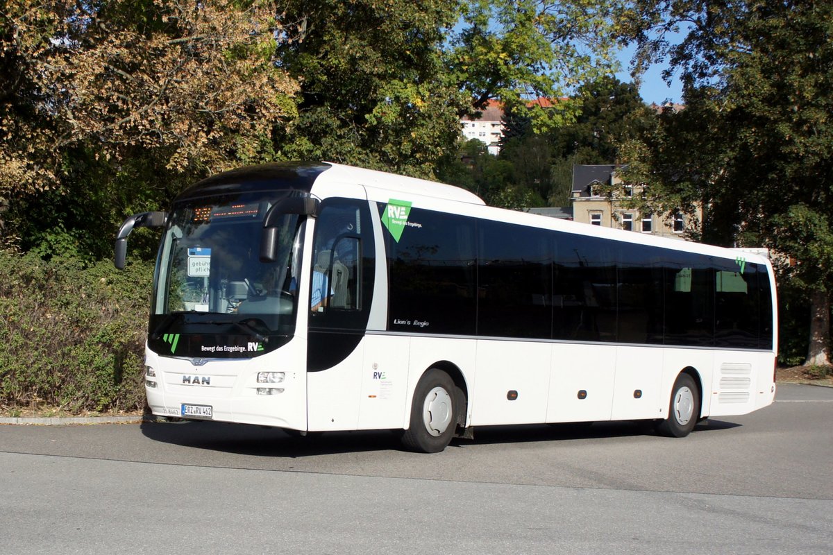 Bus Aue / Bus Erzgebirge: MAN Lion's Regio (ERZ-RV 462) der RVE (Regionalverkehr Erzgebirge GmbH), aufgenommen im Oktober 2020 am Bahnhof von Aue (Sachsen).