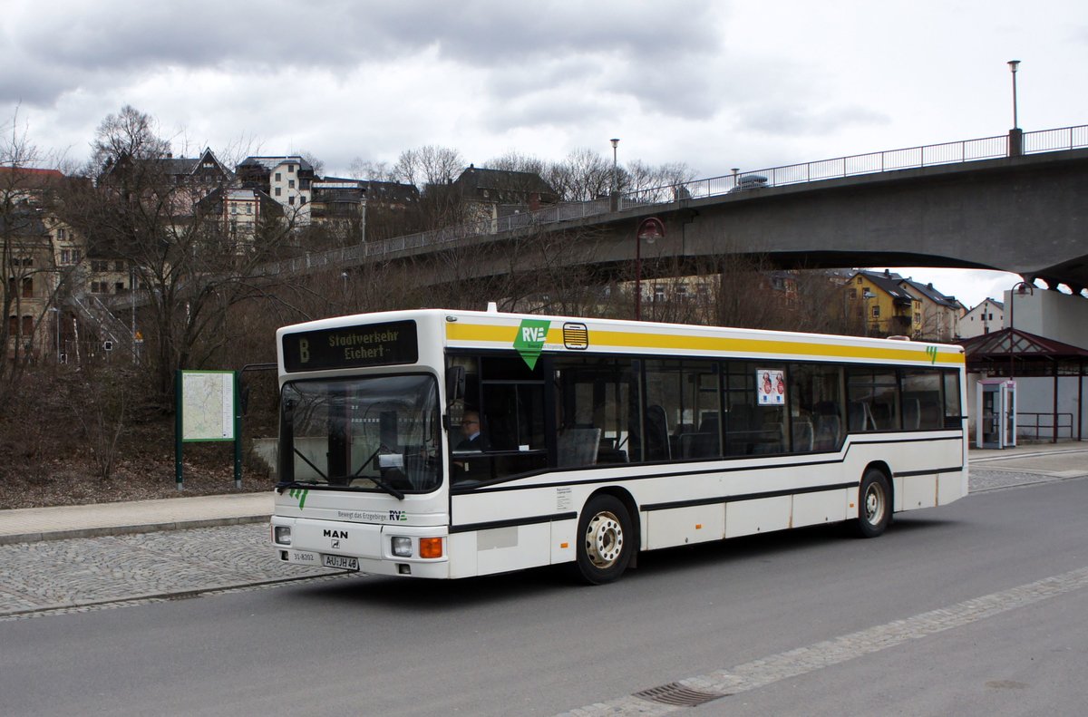 Bus Aue / Stadtbus Aue / Bus Erzgebirge: MAN NL (AU-JH 48) der RVE (Regionalverkehr Erzgebirge GmbH), aufgenommen Anfang März 2019 am Bahnhof von Aue (Sachsen).