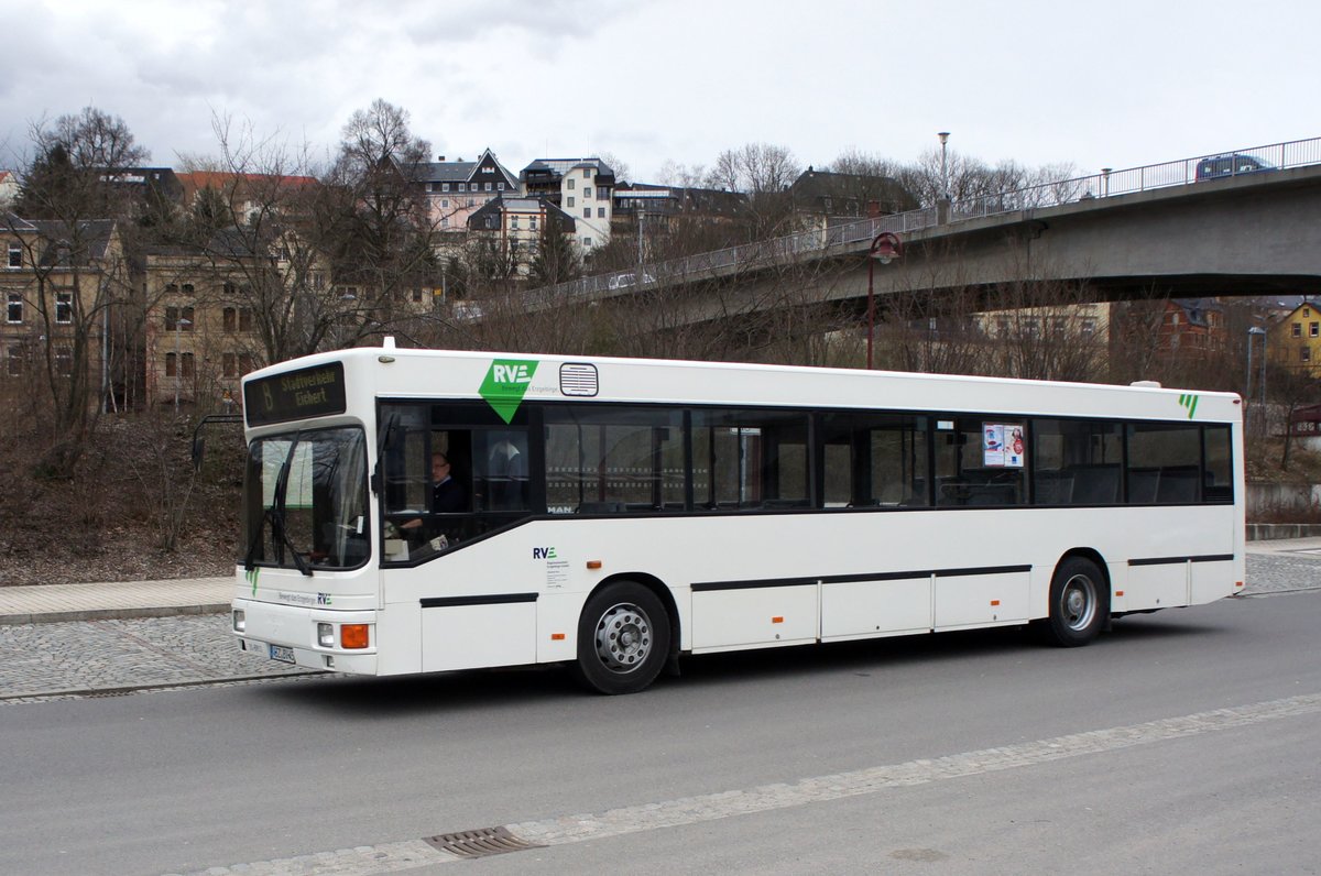 Bus Aue / Stadtbus Aue / Bus Erzgebirge: MAN EL (ASZ-BV 45) der RVE (Regionalverkehr Erzgebirge GmbH), aufgenommen Anfang März 2019 am Bahnhof von Aue (Sachsen).