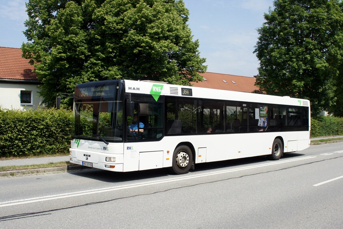 Bus Aue-Bad Schlema / Bus Erzgebirge: MAN NL (ASZ-BV 56) der RVE (Regionalverkehr Erzgebirge GmbH), aufgenommen im Juni 2022 in Aue-Bad Schlema (Erzgebirgskreis).