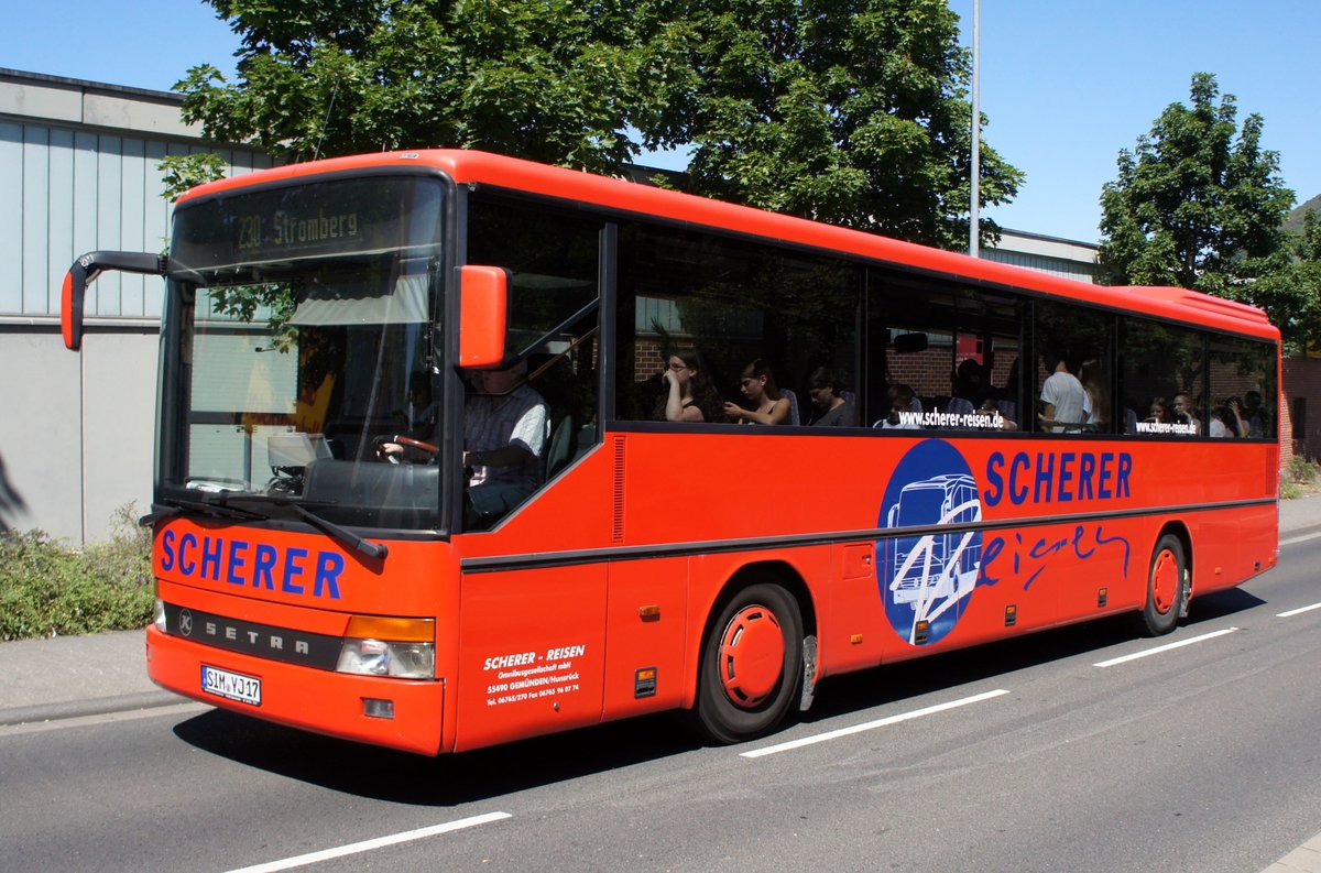 Bus Bingen am Rhein: Setra S 315 UL von Scherer Reisen, aufgenommen im Juni 2019 im Stadtgebiet von Bingen am Rhein.