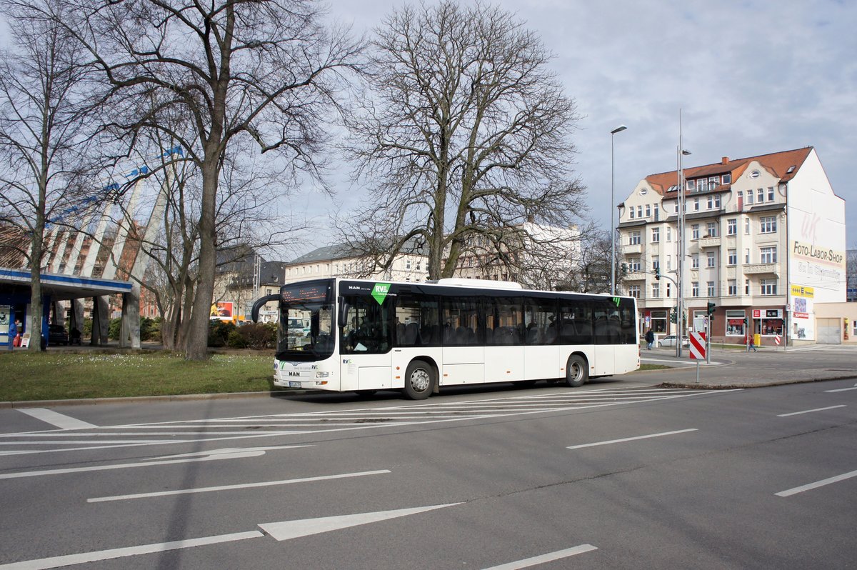 Bus Chemnitz: MAN Lion's City Ü der RVE (Regionalverkehr Erzgebirge GmbH), aufgenommen im März 2017 am Omnibusbahnhof in Chemnitz. 