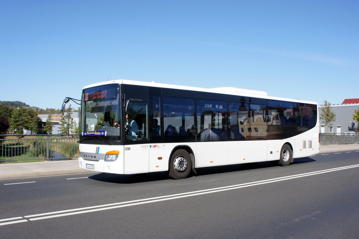 Bus Eisenach / Bus Wartburgkreis: Setra S 415 LE business vom Verkehrsunternehmen Wartburgmobil (VUW), eingesetzt im Überlandverkehr. Aufgenommen Ende September 2018 im Stadtgebiet von Eisenach.