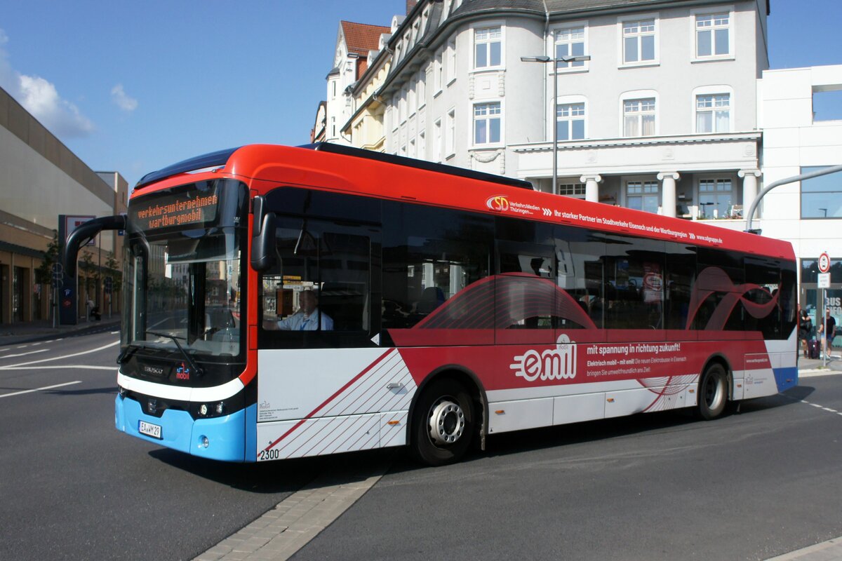 Bus Eisenach / Bus Wartburgkreis: Ebusco 2.2 (EA-WM 29) vom Verkehrsunternehmen Wartburgmobil (VUW), aufgenommen im August 2022 am Hauptbahnhof von Eisenach.