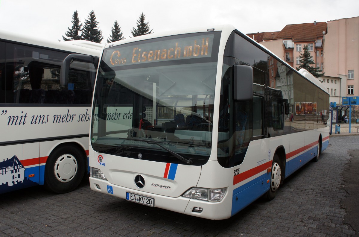 Bus Eisenach / Verkehrsgesellschaft Wartburgkreis mbH (VGW): Mercedes-Benz Citaro LE Ü der KVG Eisenach, eingesetzt im Überlandverkehr. Aufgenommen am Überlandbusbahnhof von Eisenach im Dezember 2014.