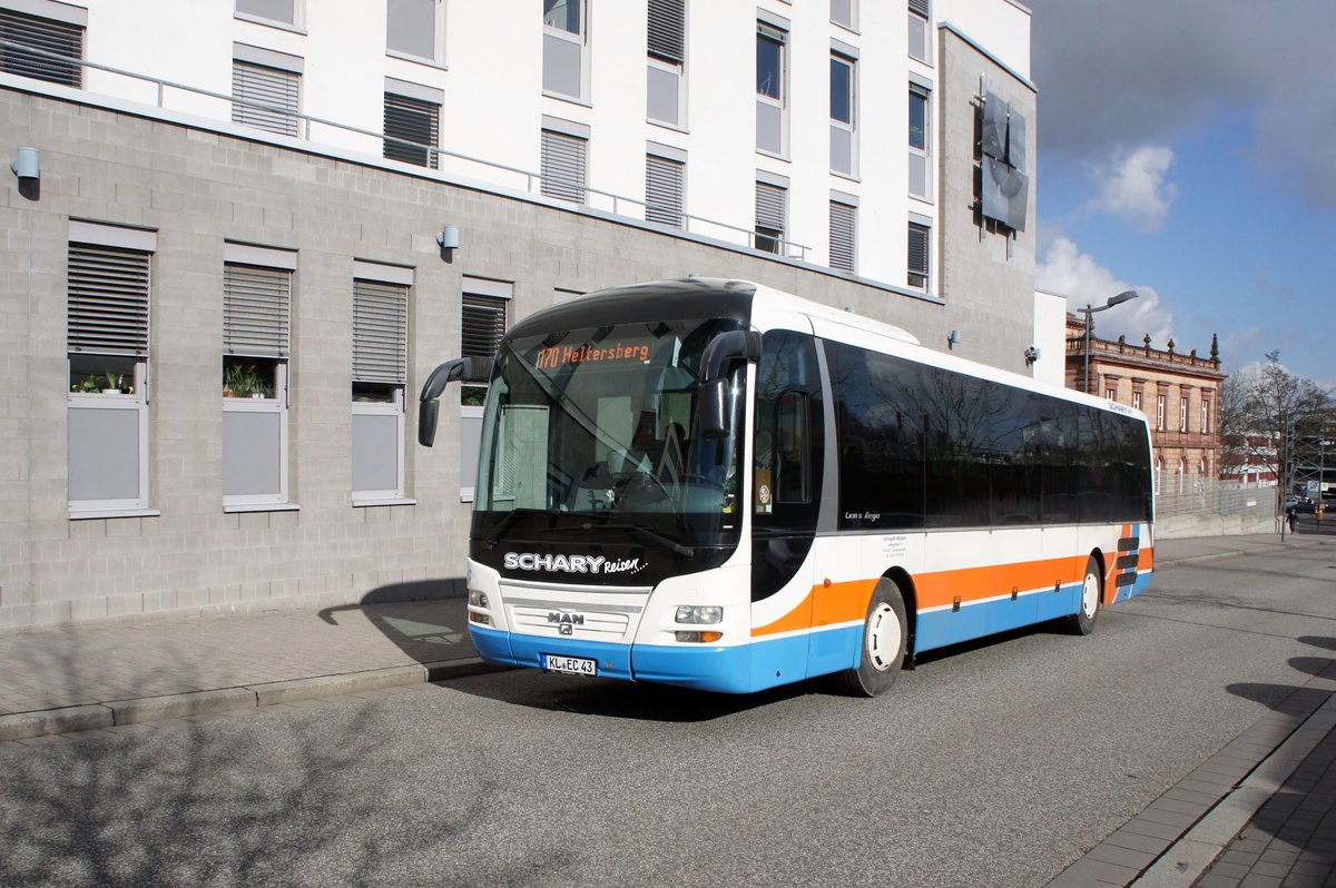 Bus Kaiserslautern / Verkehrsverbund Rhein-Neckar: MAN Lion's Regio von Schary-Reisen GbR (Lackierung: Neißeverkehr GmbH), aufgenommen im Februar 2018 am Hauptbahnhof in Kaiserslautern.