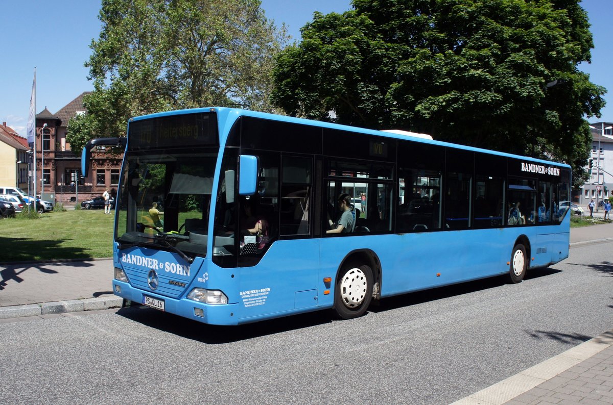 Bus Kaiserslautern / Verkehrsverbund Rhein-Neckar: Mercedes-Benz Citaro (PS-QL 16) vom Omnibusreiseverkehr Bandner & Sohn GmbH, aufgenommen im Juni 2019 am Hauptbahnhof in Kaiserslautern.