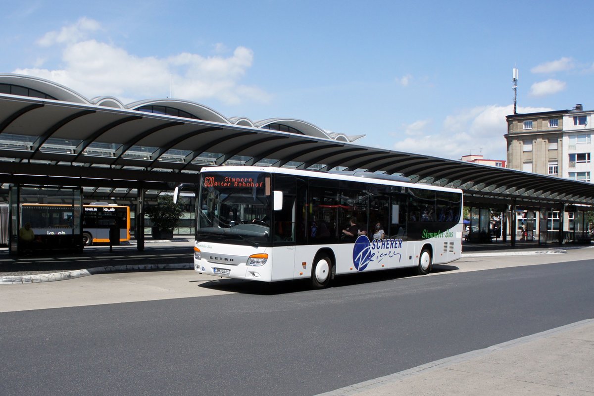 Bus Koblenz: Setra S 415 LE business der Stemmler-Bus GmbH aus Kastellaun (Scherer Reisen), aufgenommen im Juli 2020 am Hauptbahnhof in Koblenz.