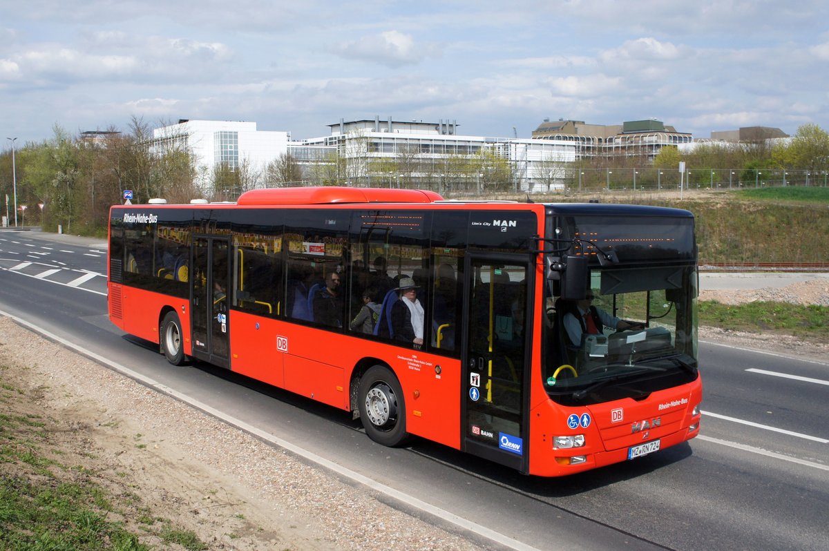 Bus Mainz: MAN Lion's City Ü vom Rhein-Nahe-Bus (Omnibusverkehr Rhein-Nahe / ORN), aufgenommen im April 2016 in der Nähe der Haltestelle  Hochschule Mainz  in Mainz.