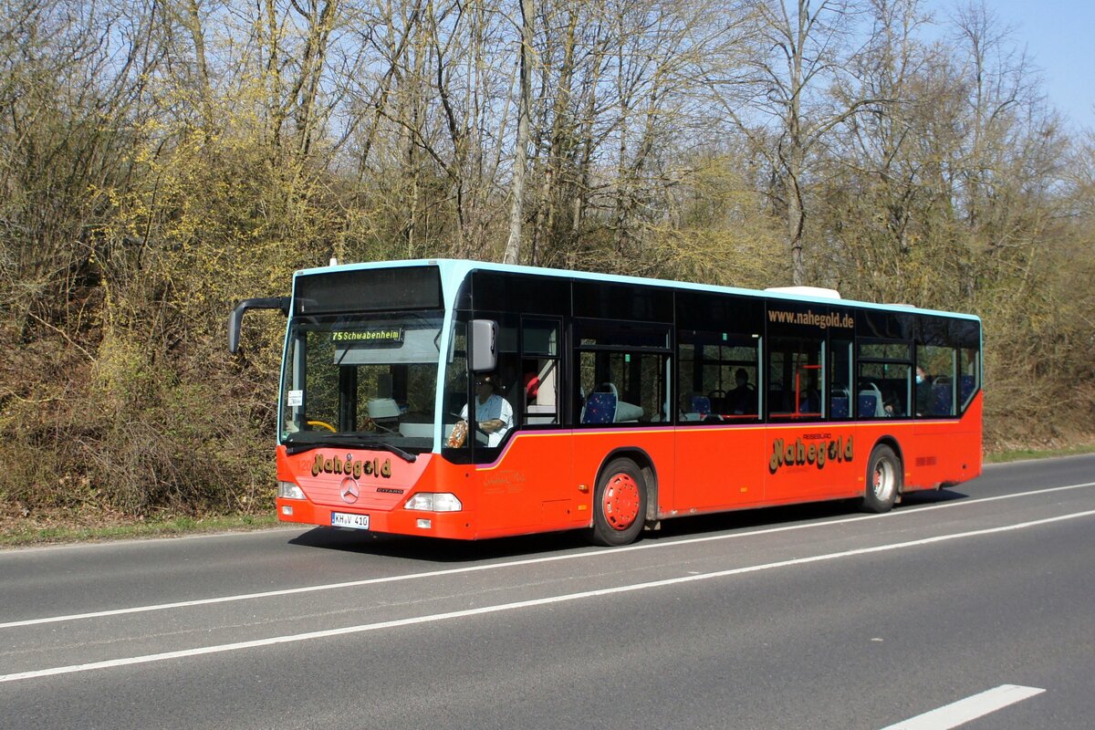 Bus Mainz: Mercedes-Benz Citaro vom Busunternehmen Nahegold (KH-V 410), aufgenommen im März 2022 in Mainz-Bretzenheim.