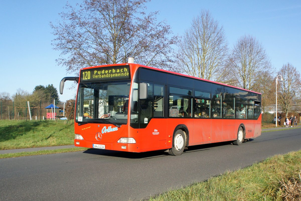 Bus Rheinland-Pfalz / Bus Dierdorf: Mercedes-Benz Citaro (WW-OJ 14) vom Busunternehmen Jörg Orthen GmbH, aufgenommen im Dezember 2019 im Stadtgebiet von Dierdorf (Landkreis Neuwied).