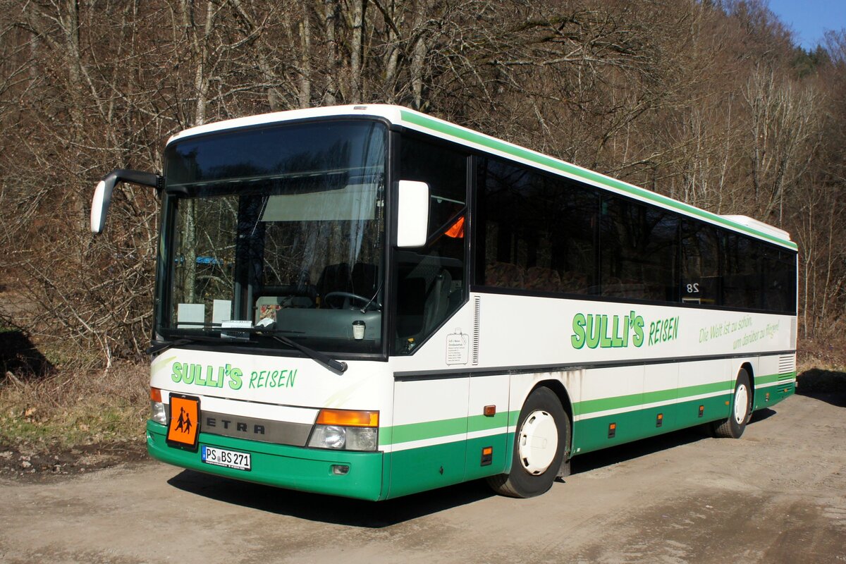 Bus Rheinland-Pfalz: Setra S 315 UL (PS-BS 271) von Sulli's Reisen, aufgenommen im März 2023 im Stadtgebiet von Kaiserslautern.