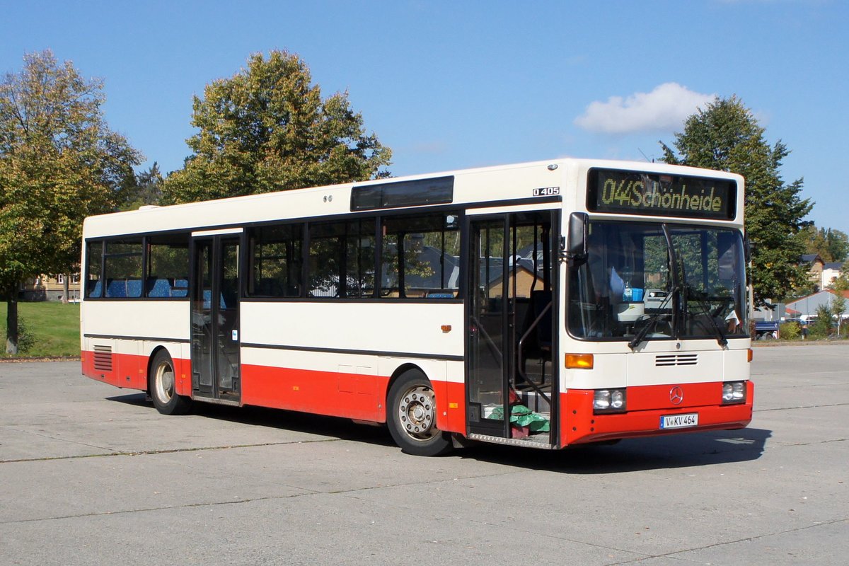 Bus Rodewisch / Bus Vogtland: Mercedes-Benz O 405 (V-KV 464) der Göltzschtal-Verkehr GmbH Rodewisch (GVG), aufgenommen im Oktober 2019 am Busbahnhof von Rodewisch.