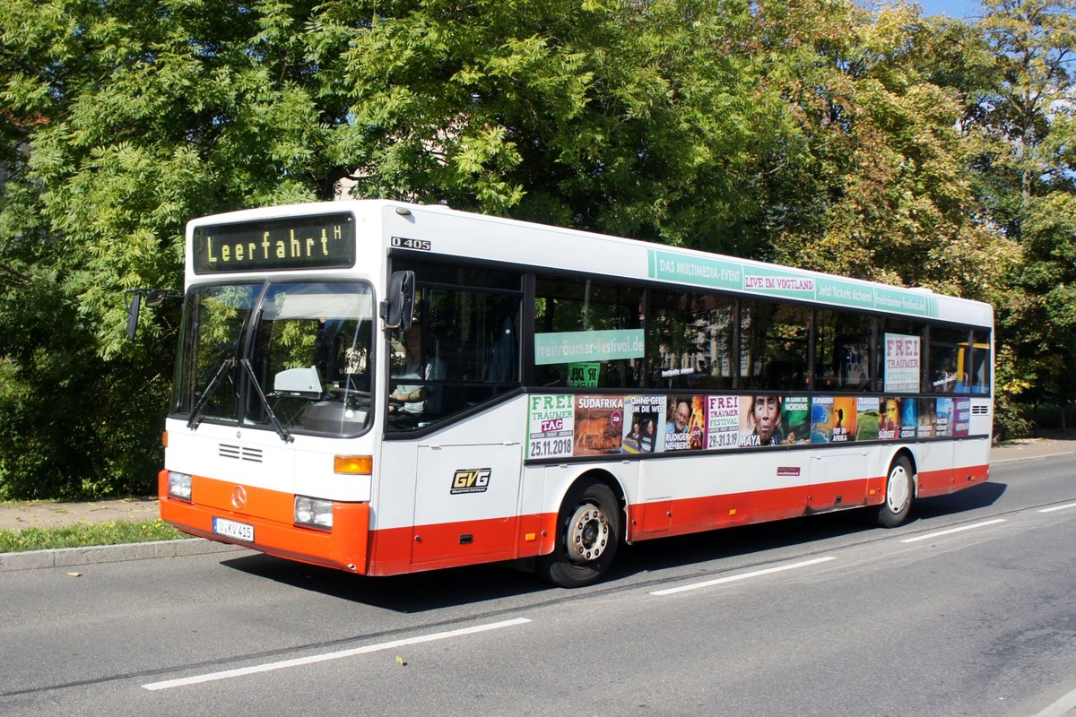 Bus Rodewisch / Bus Vogtland: Mercedes-Benz O 405 (V-KV 415) der Göltzschtal-Verkehr GmbH Rodewisch (GVG), aufgenommen im Oktober 2019 im Stadtgebiet von Rodewisch.