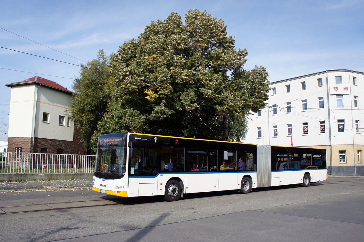 Bus Zwickau: MAN Lion's City G der RVW (Regionalverkehr Westsachsen GmbH), Wagen 9153, aufgenommen im Oktober 2016 am Hauptbahnhof in Zwickau.