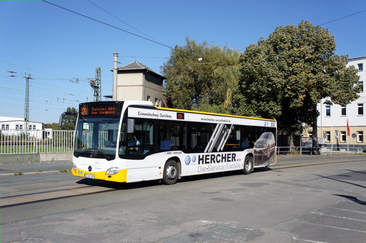 Bus Zwickau: Mercedes-Benz Citaro C2 der RVW (Regionalverkehr Westsachsen GmbH), Wagen 8376, aufgenommen im Oktober 2015 am Hauptbahnhof in Zwickau.