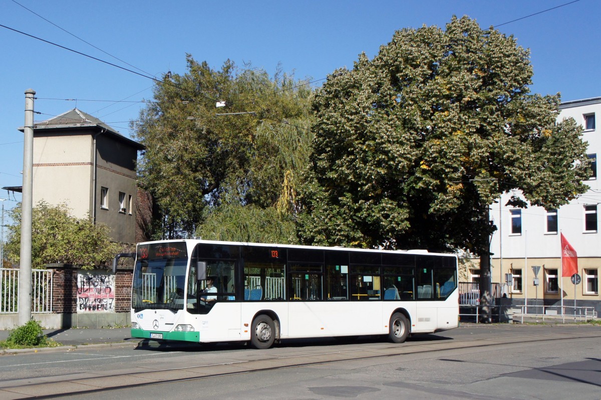 Bus Zwickau: Mercedes-Benz Citaro der RVW (Regionalverkehr Westsachsen GmbH), Wagen 8350,  aufgenommen im Oktober 2015 am Hauptbahnhof in Zwickau.