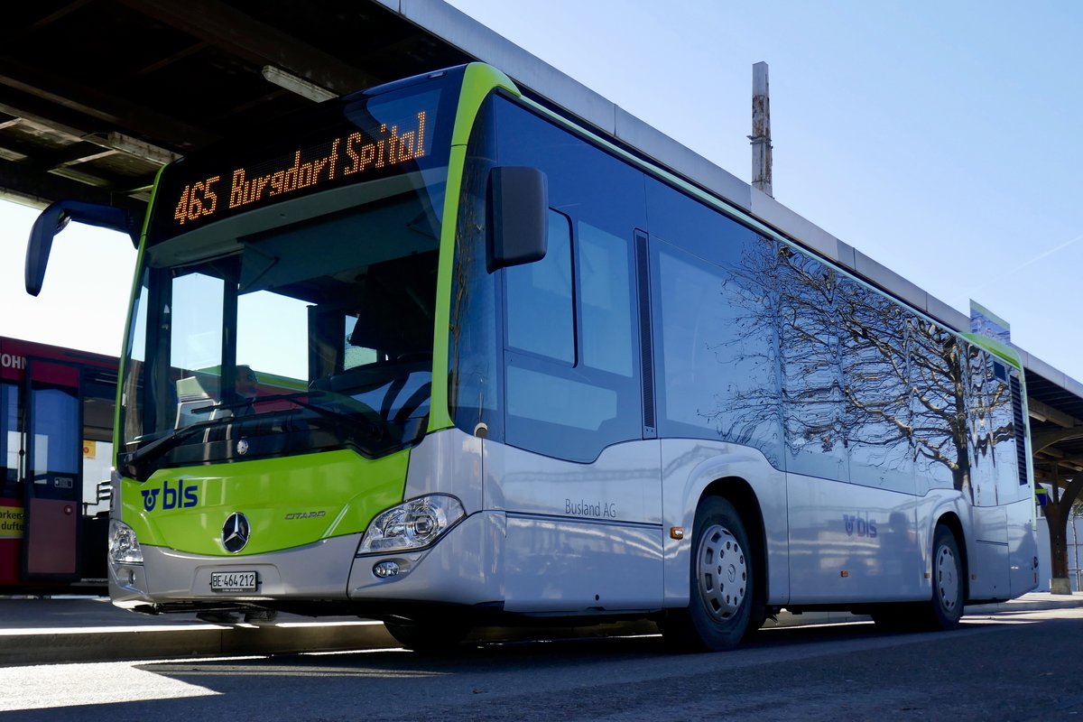 Buslamd AG MB C2 K hybrid 212 am 17.2.19 beim Bahnhof Burgdorf.