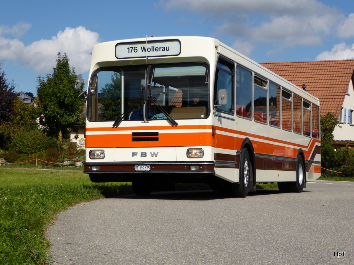 Bustag 2015 - Oldtimer FBW BE 399675 auf einer Extrafahrt unterwegs in Wynigen am 04.10.2015